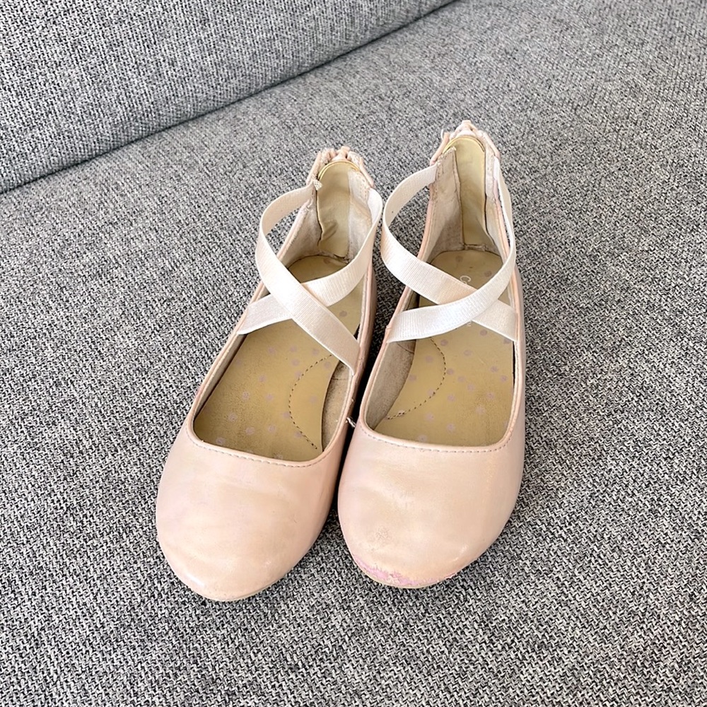 Girls Ballet-style Shoes